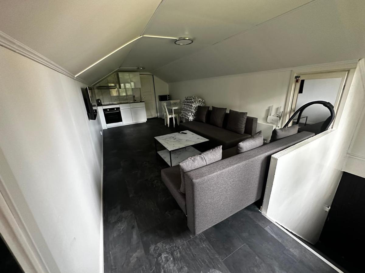 Luxurious Apartment Near Citycenter Borås Extérieur photo